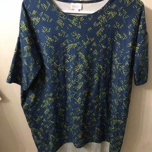 Lularoe Irma top